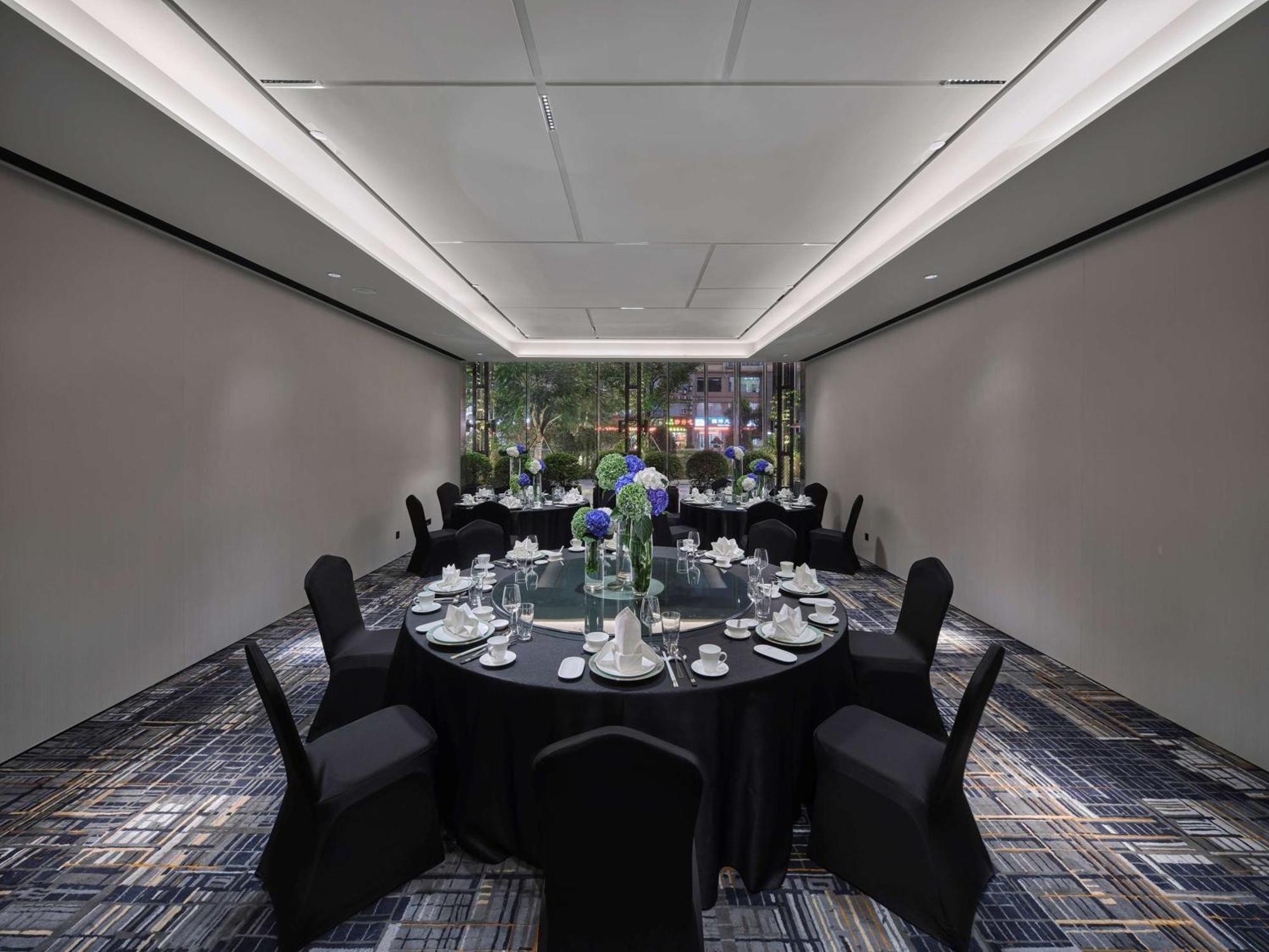 Hilton Garden Inn Guangzhou Tianhe Exterior photo
