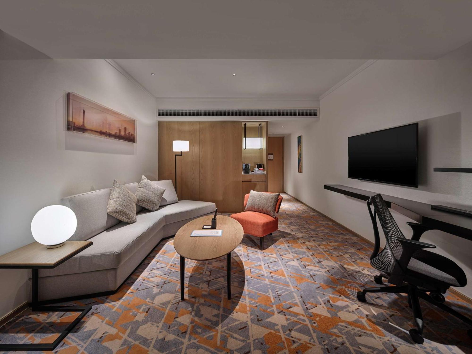 Hilton Garden Inn Guangzhou Tianhe Exterior photo