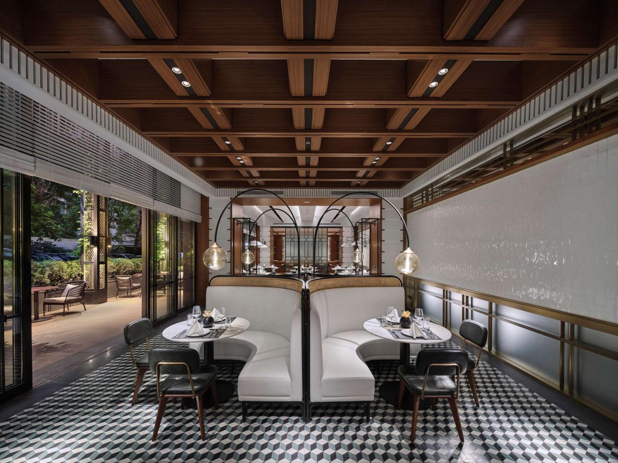 Hilton Garden Inn Guangzhou Tianhe Exterior photo
