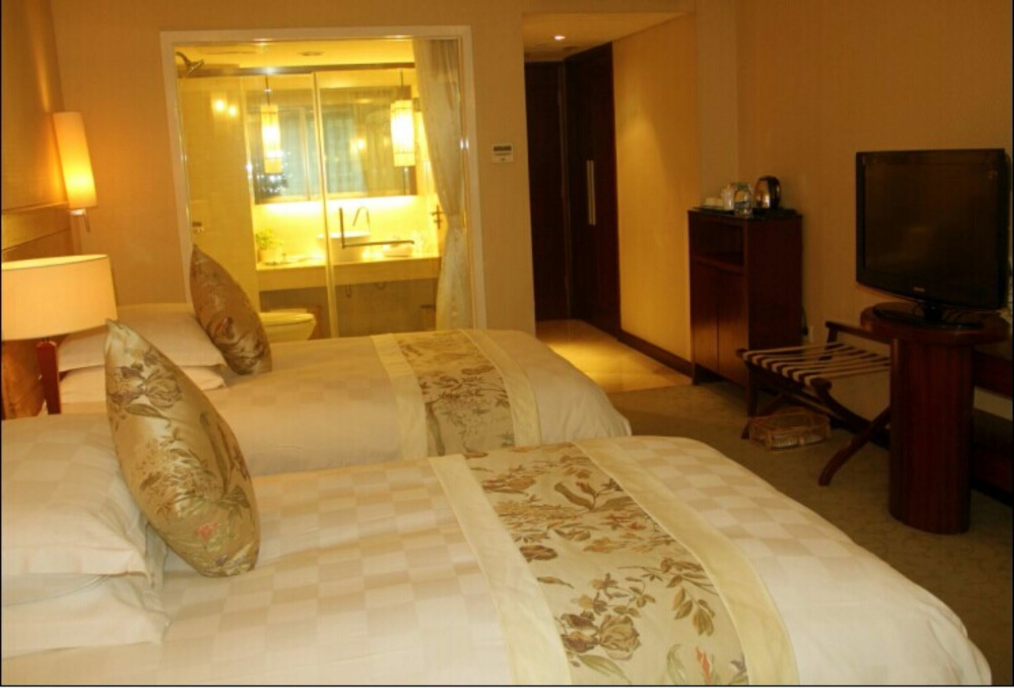 Hilton Garden Inn Guangzhou Tianhe Exterior photo