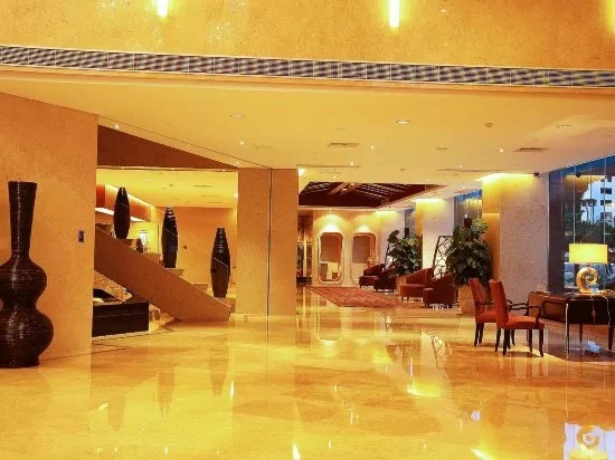 Hilton Garden Inn Guangzhou Tianhe Exterior photo